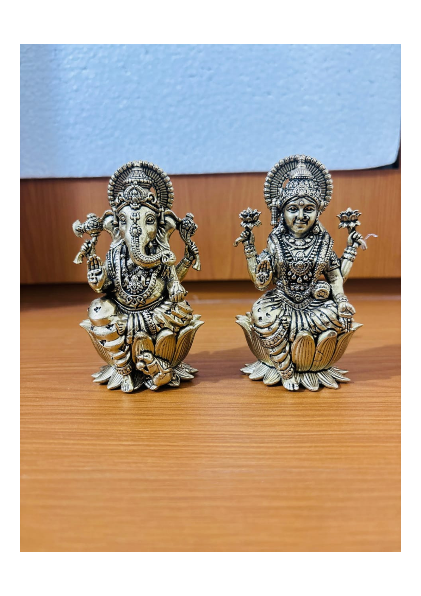 Brass Lakshmi Ganesh Murti – 3 Inch | 110 gm aaprox