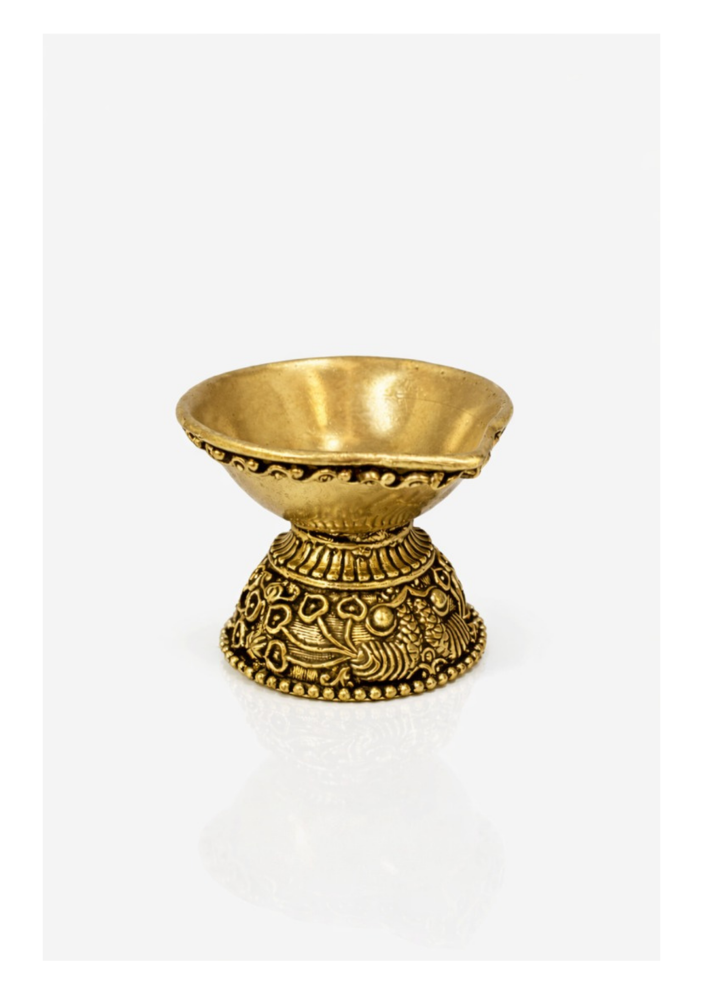 Brass Diya 2 inch 130 Gm aapro