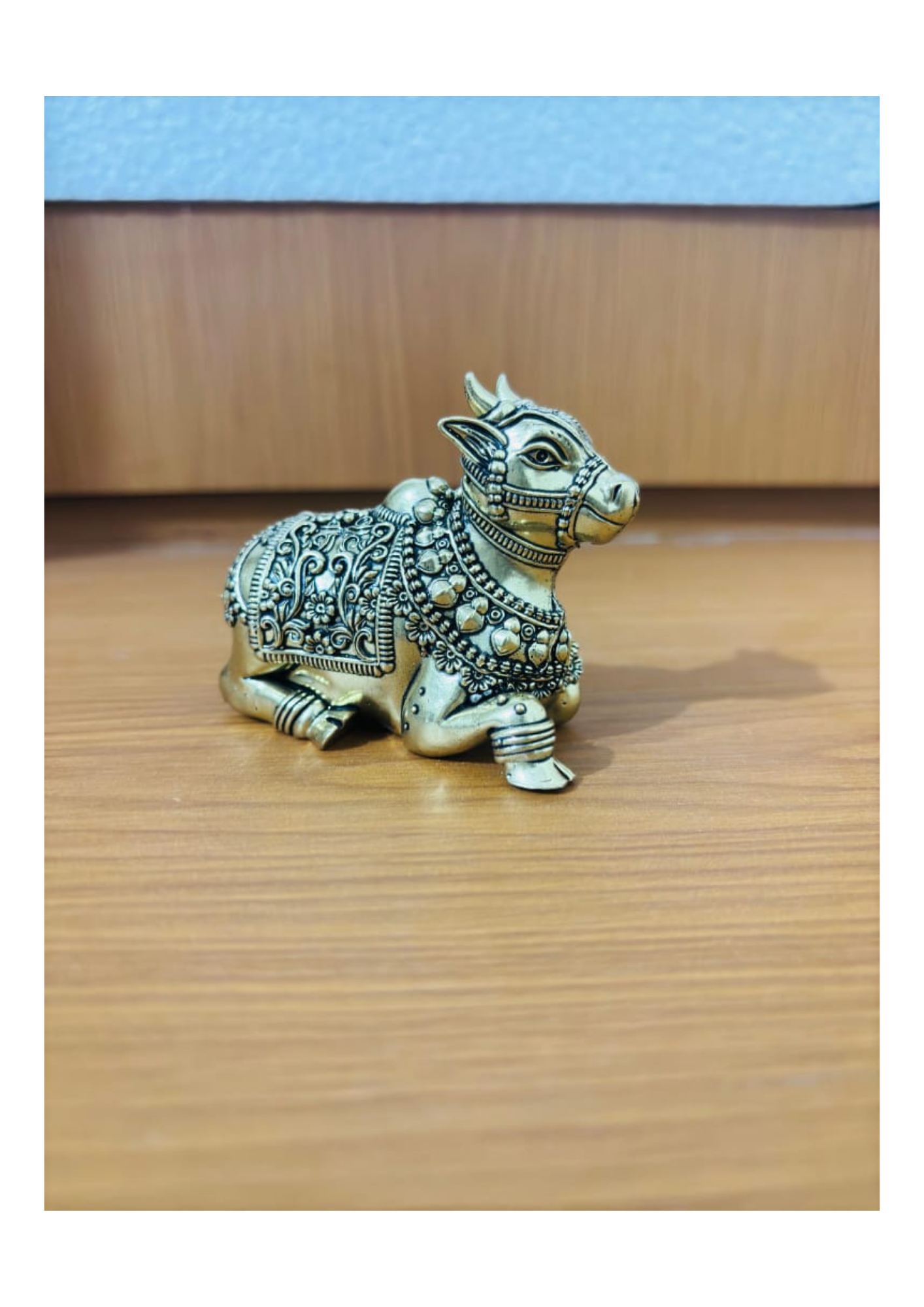 Brass Decor Nandi Cow – 3 Inch | 110 gm  aaprox
